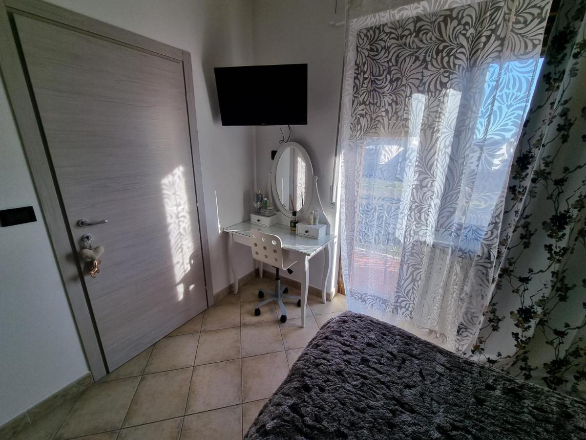 Отель Elisabeth House Roletto Экстерьер фото